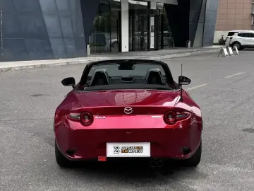 2025 Mazda MX-5 с пробегом 600 км
