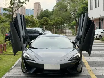 2015 McLaren 540C с пробегом 30 000 км