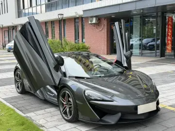 2015 McLaren 540C с пробегом 30 000 км