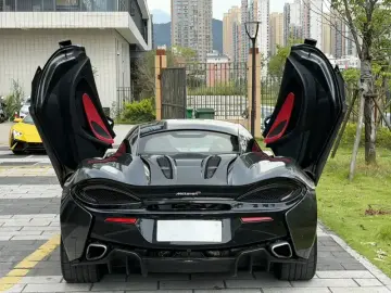 2015 McLaren 540C с пробегом 30 000 км