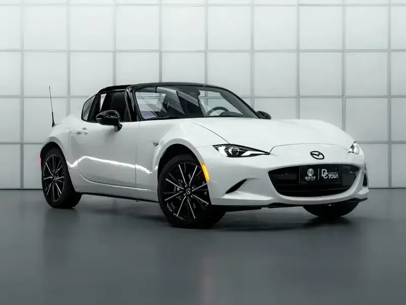 2025 Mazda MX-5 с пробегом 2 000 км