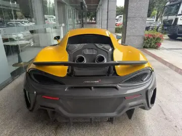 2015 McLaren 540C с пробегом 25 000 км