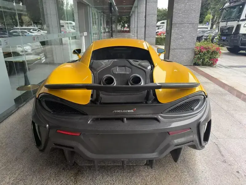 2015 McLaren 540C с пробегом 25 000 км