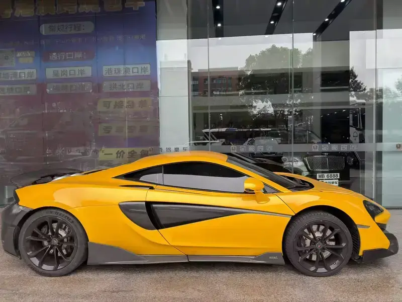 2015 McLaren 540C с пробегом 25 000 км