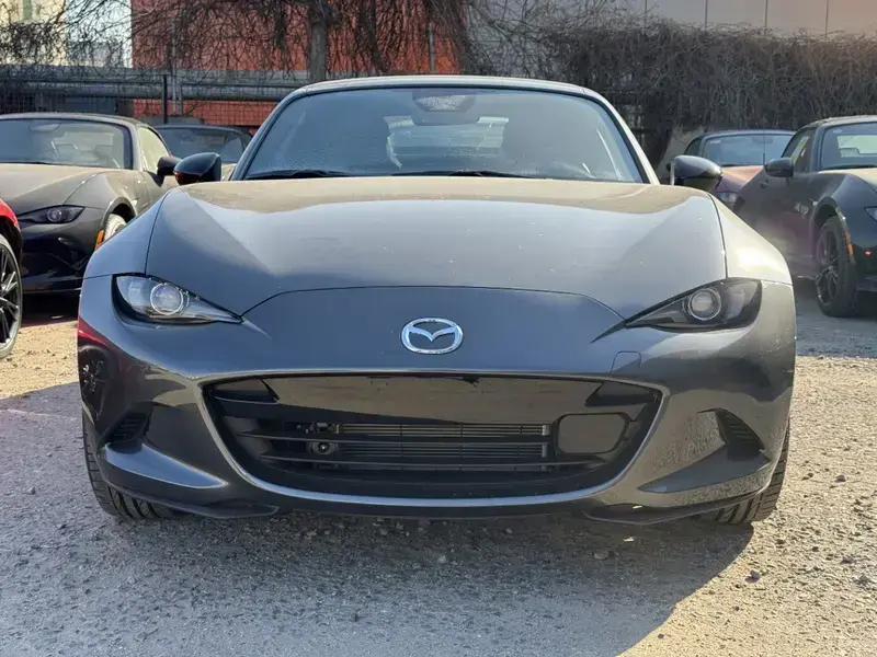 2025 Mazda MX-5 с пробегом 100 км