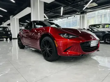 2025 Mazda MX-5 с пробегом 100 км