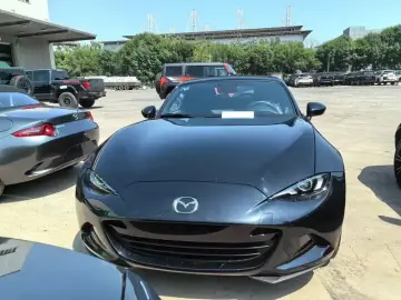 2025 Mazda MX-5 с пробегом 100 км
