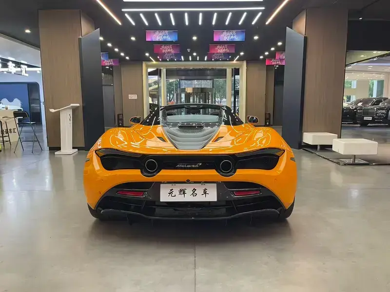 2019 McLaren 720S с пробегом 9 000 км