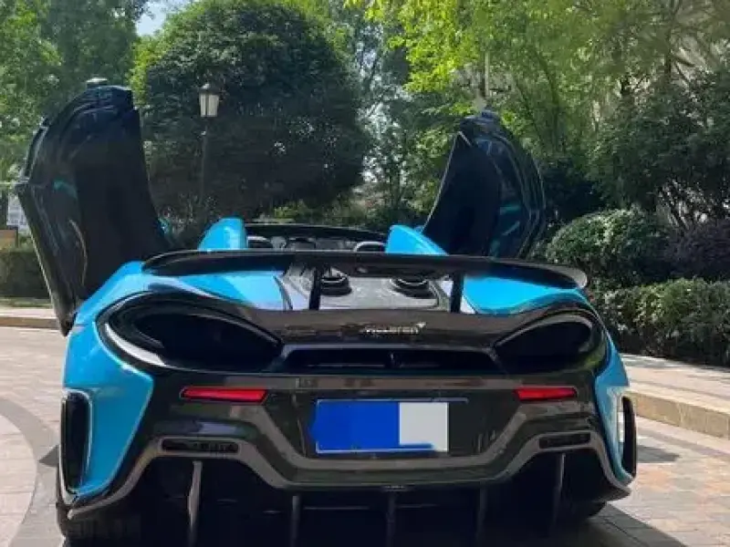 2019 McLaren 600LT с пробегом 8 000 км