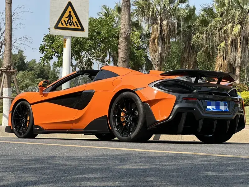 2019 McLaren 600LT с пробегом 6 000 км