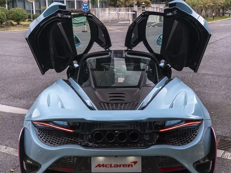 2019 McLaren 720S с пробегом 8 000 км