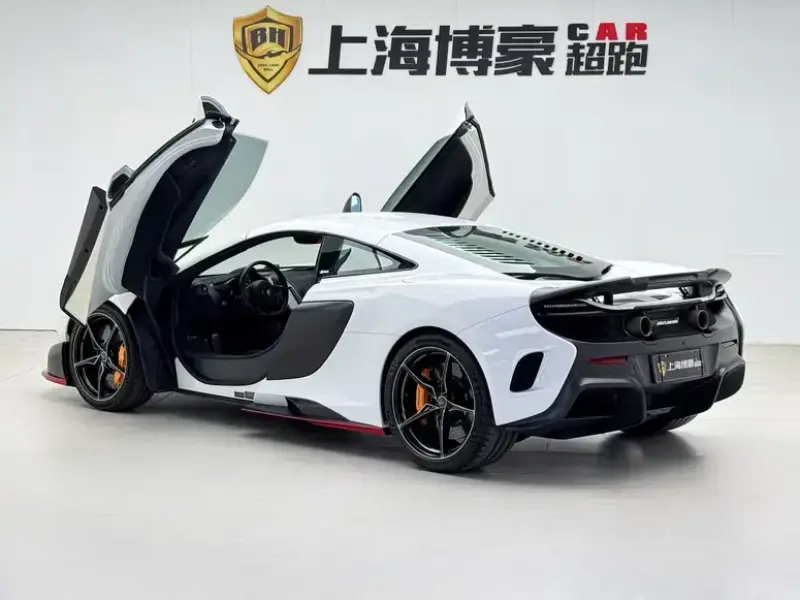 2015 McLaren 675LT с пробегом 24 000 км