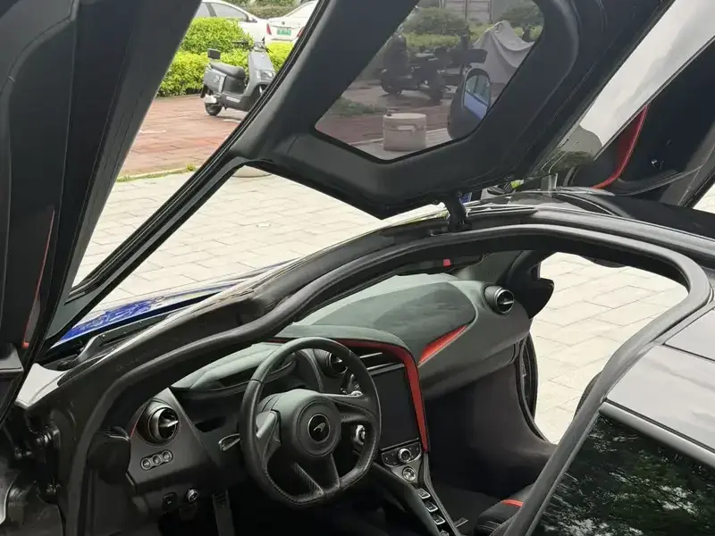 2019 McLaren 720S с пробегом 15 300 км