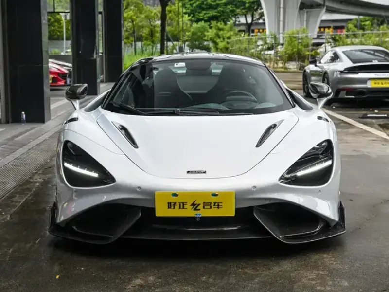 2017 McLaren 720S с пробегом 30 300 км