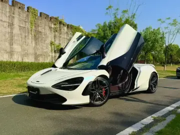 McLaren 720S