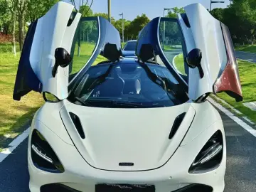 2019 McLaren 720S с пробегом 17 000 км