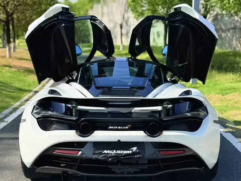 2019 McLaren 720S с пробегом 17 000 км