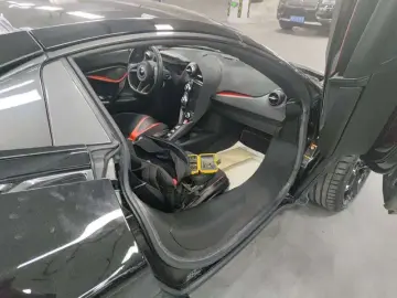 2019 McLaren 720S с пробегом 25 000 км