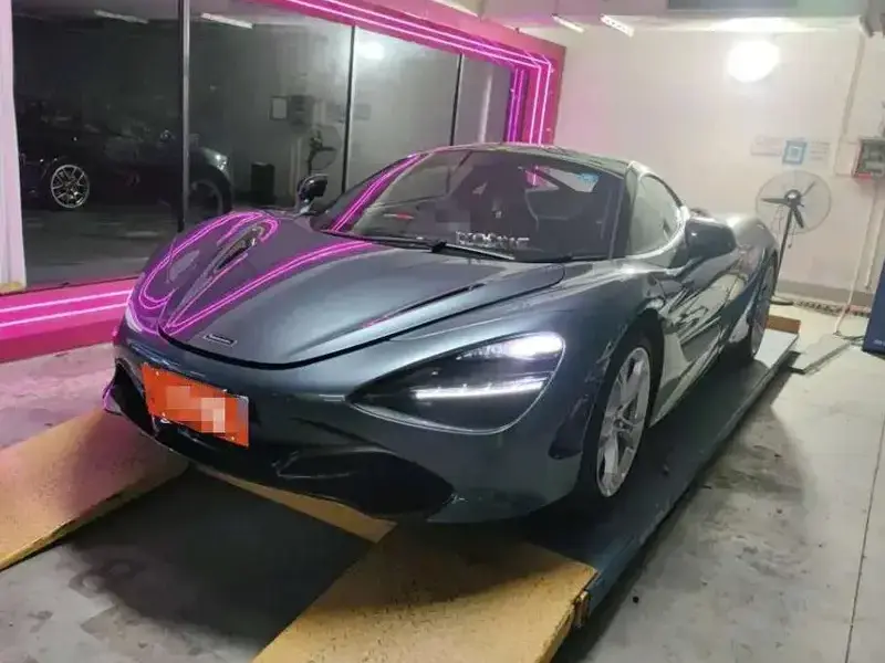 2019 McLaren 720S с пробегом 18 000 км