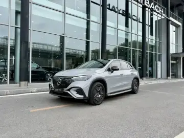 Mercedes-Benz EQE SUV