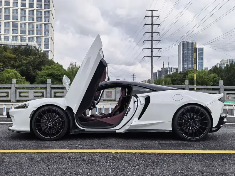 2019 McLaren GT с пробегом 13 000 км