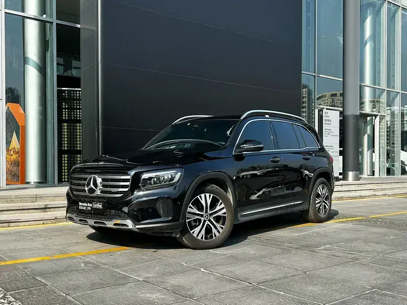 2025 Mercedes-Benz GLB с пробегом 12 000 км