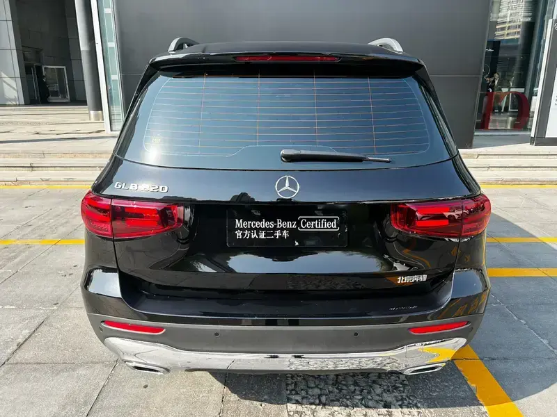 2025 Mercedes-Benz GLB с пробегом 12 000 км