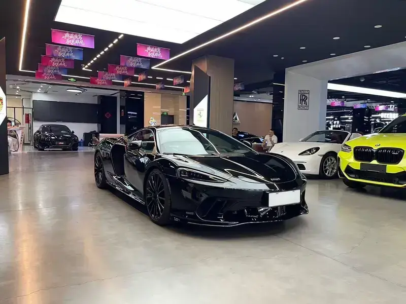 2023 McLaren GT с пробегом 4 800 км