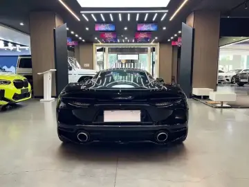 2023 McLaren GT с пробегом 4 800 км