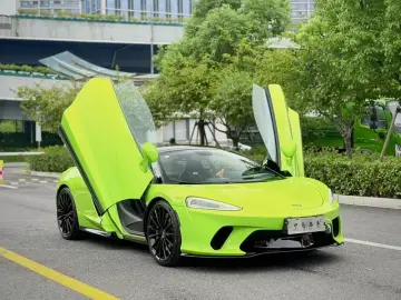 2023 McLaren GT с пробегом 20 000 км