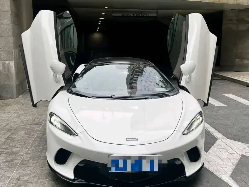 2023 McLaren GT с пробегом 23 000 км