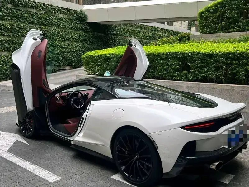 2023 McLaren GT с пробегом 23 000 км