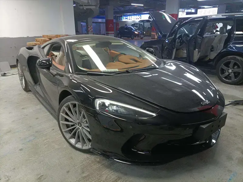 2023 McLaren GT с пробегом 13 000 км