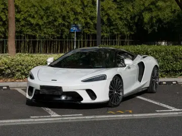 McLaren GT