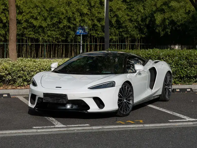 2022 McLaren GT с пробегом 14 100 км