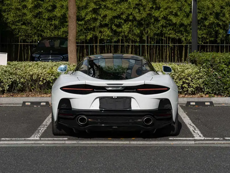 2022 McLaren GT с пробегом 14 100 км