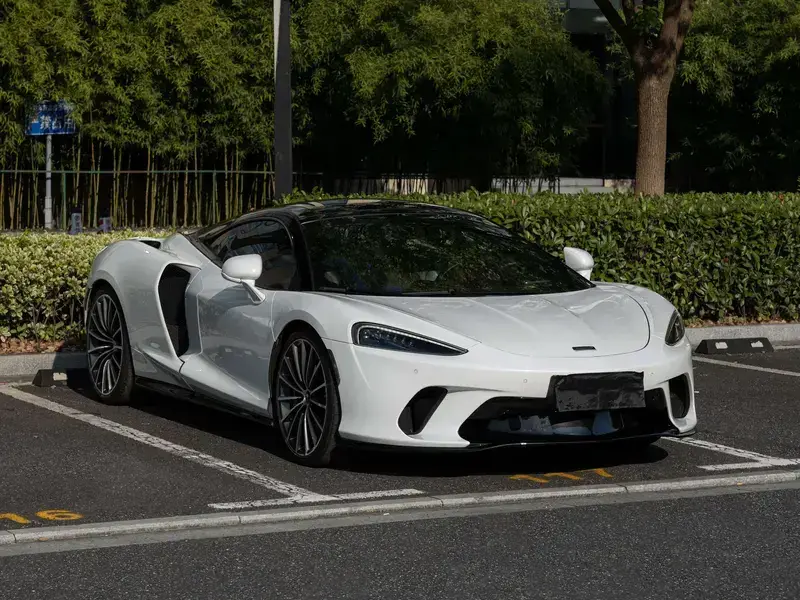 2022 McLaren GT с пробегом 14 100 км