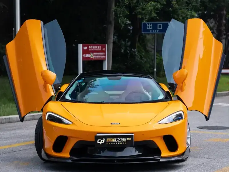 2023 McLaren GT с пробегом 17 000 км