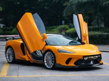 2023 McLaren GT с пробегом 17 000 км