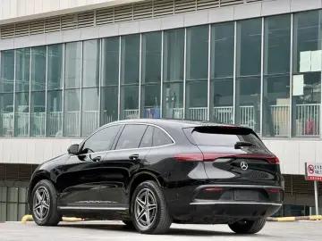 2021 Mercedes-Benz EQC с пробегом 144 000 км
