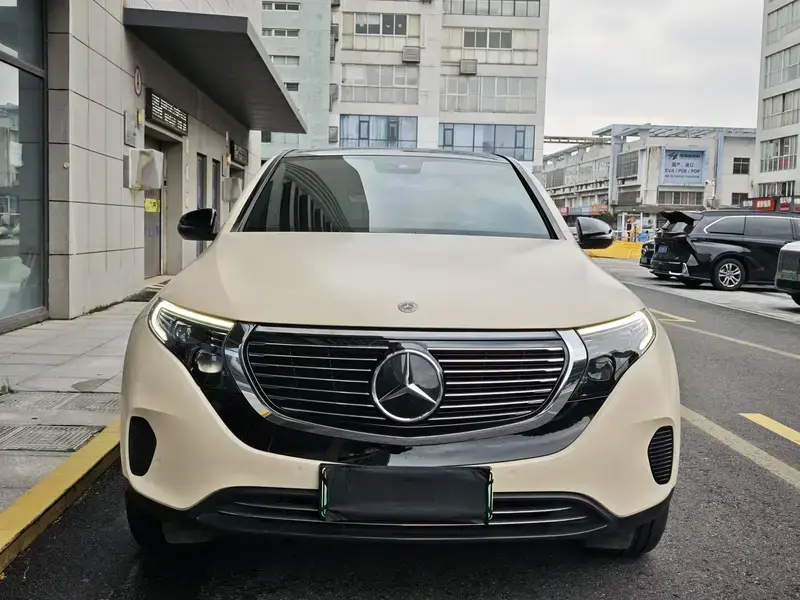 2021 Mercedes-Benz EQC с пробегом 76 000 км