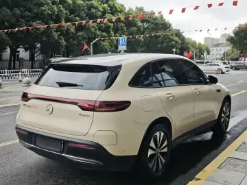 2021 Mercedes-Benz EQC с пробегом 76 000 км