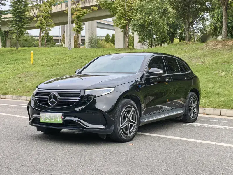 2019 Mercedes-Benz EQC с пробегом 40 000 км