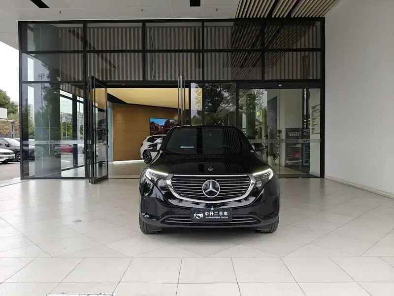 2021 Mercedes-Benz EQC с пробегом 42 000 км