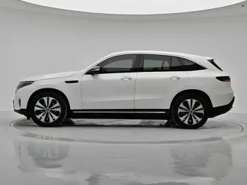 2020 Mercedes-Benz EQC с пробегом 49 900 км