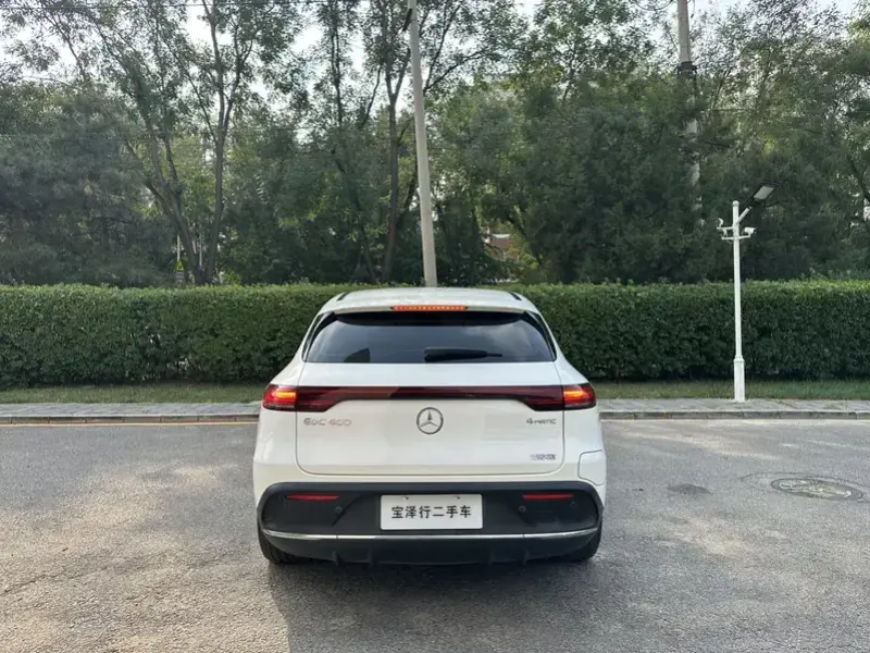 2021 Mercedes-Benz EQC с пробегом 86 000 км