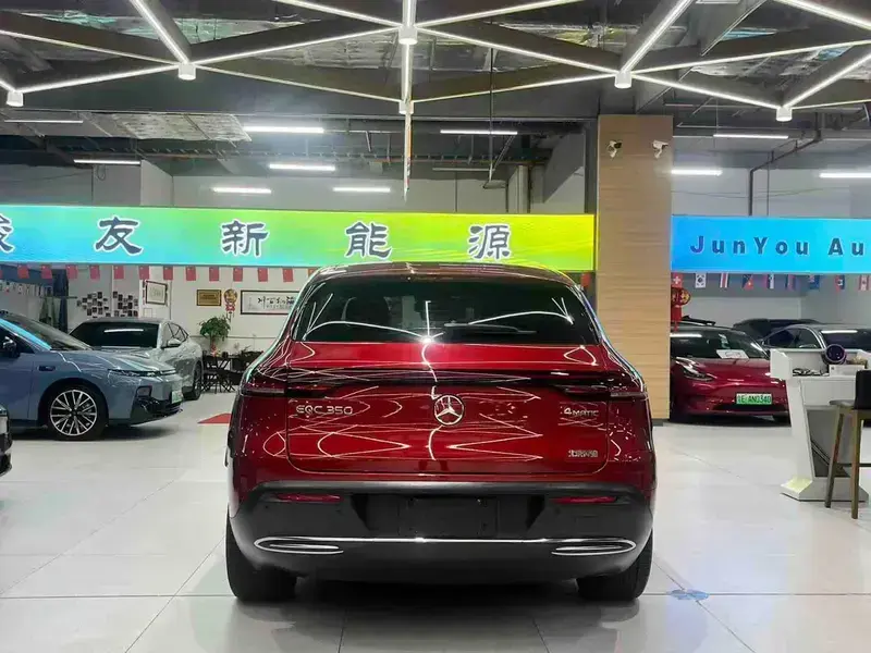2020 Mercedes-Benz EQC с пробегом 98 000 км