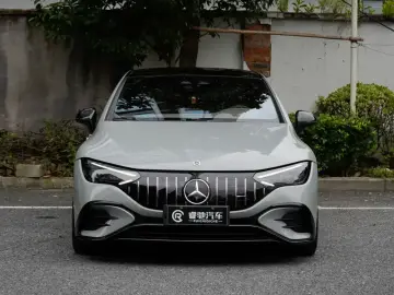 2023 Mercedes-Benz EQE AMG с пробегом 3 000 км