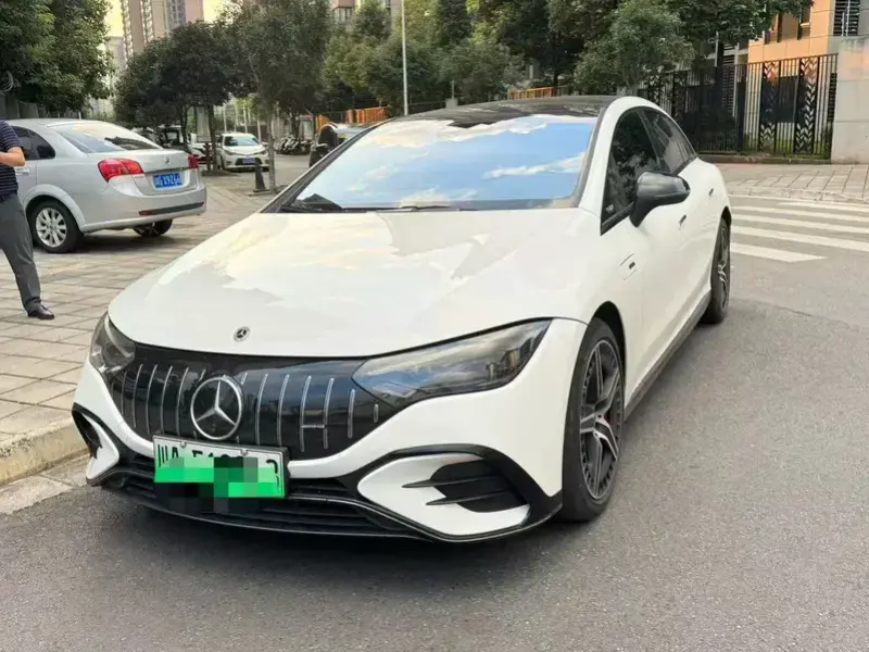 2023 Mercedes-Benz EQE AMG с пробегом 19 000 км