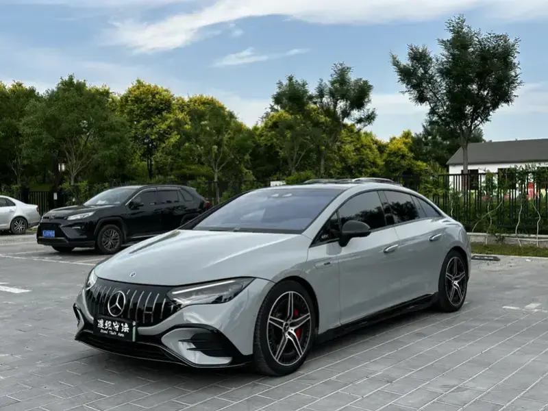2023 Mercedes-Benz EQE AMG с пробегом 33 000 км